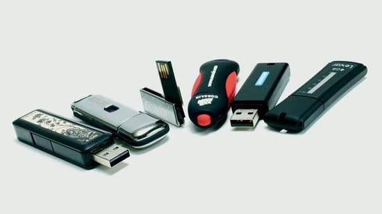 USBs y pendrives Dispositivos de almacenamiento de información